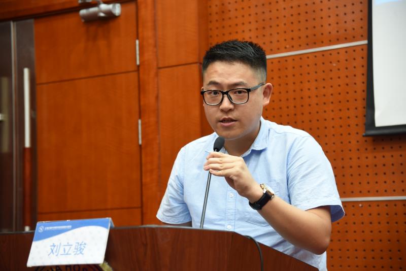 英雄远征，等你们凯旋