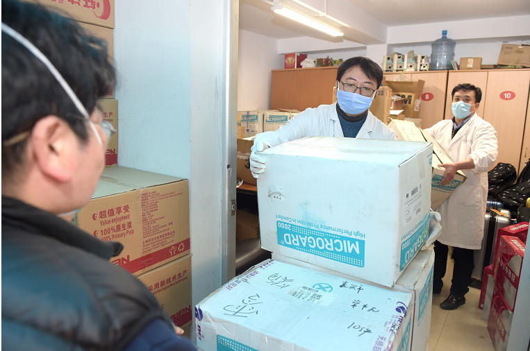 新华医院资产管理部员工战疫一线素描