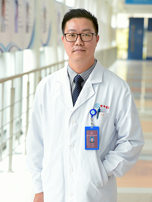 杨靖凡